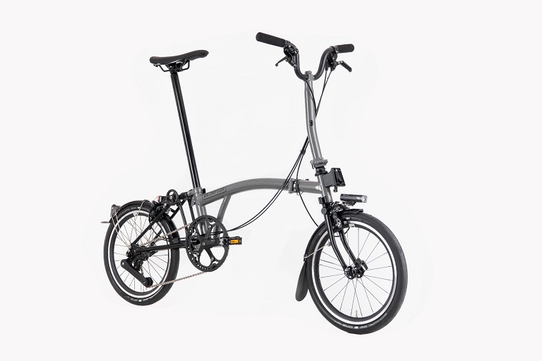 Skladací bicykel Brompton P Line: Urban (FARBA: Storm Grey Metallic; Riadidlá: M)